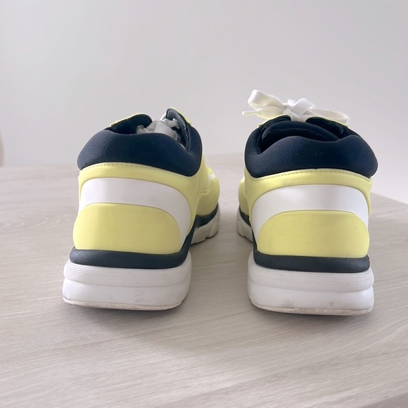 Chanel interlocking chunky sneakers - Picture 5 of 9